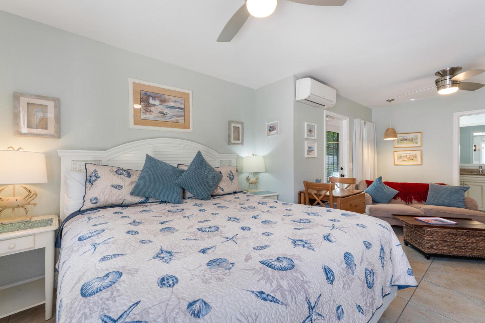 An Island Getaway At Palm Tree Villas 霍姆斯海滩 外观 照片