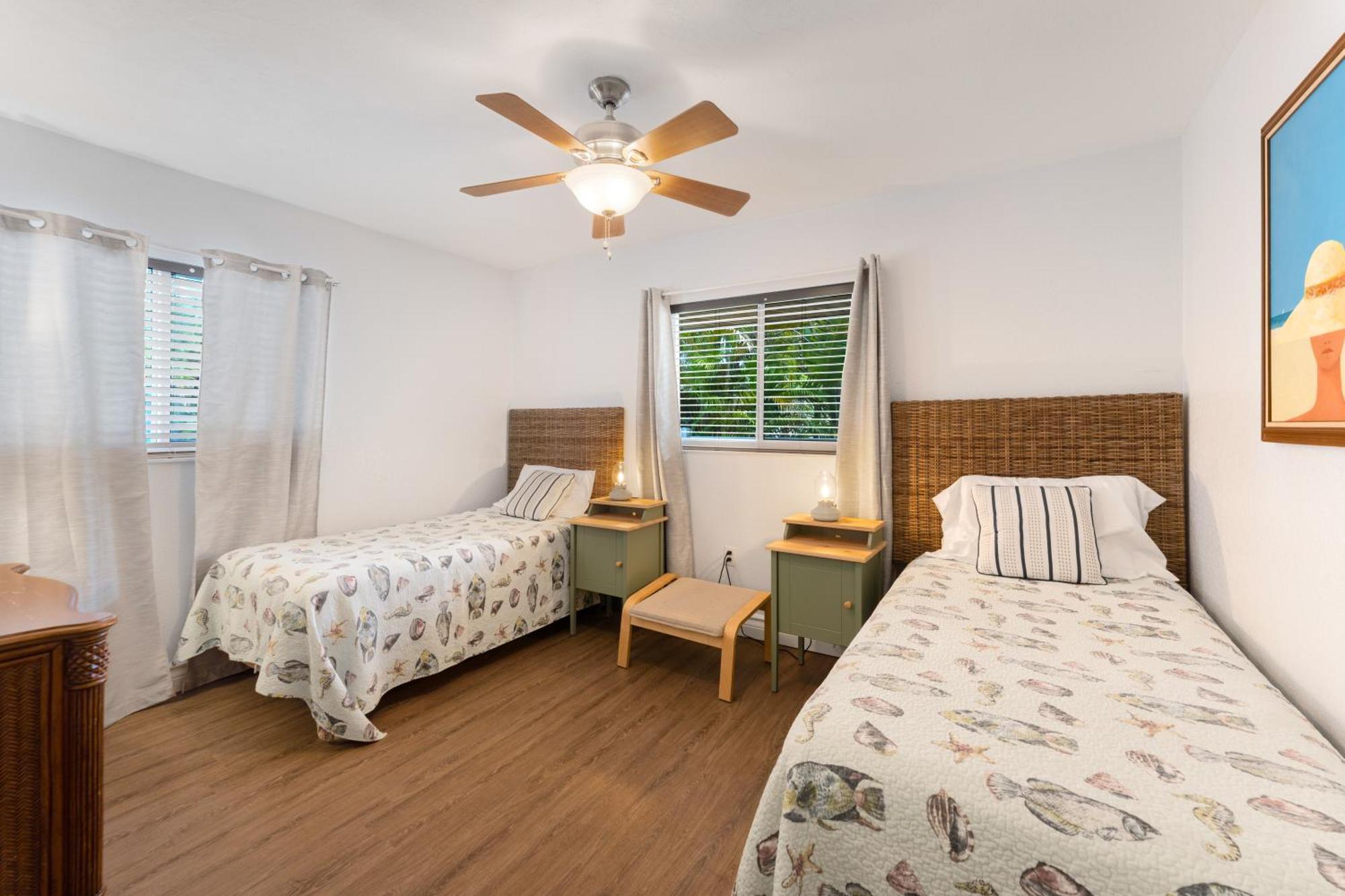 An Island Getaway At Palm Tree Villas 霍姆斯海滩 外观 照片